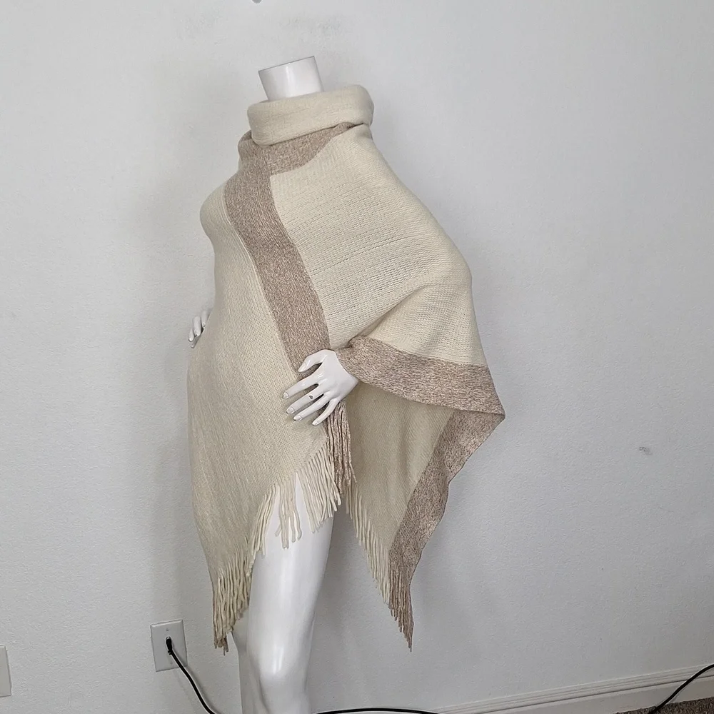 Urban Outfitters stay warm
